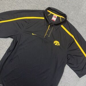 Nike Iowa Hawkeyes Polo Shirt Mens Medium Black Gold‎ Logo Y2K Fit Dry